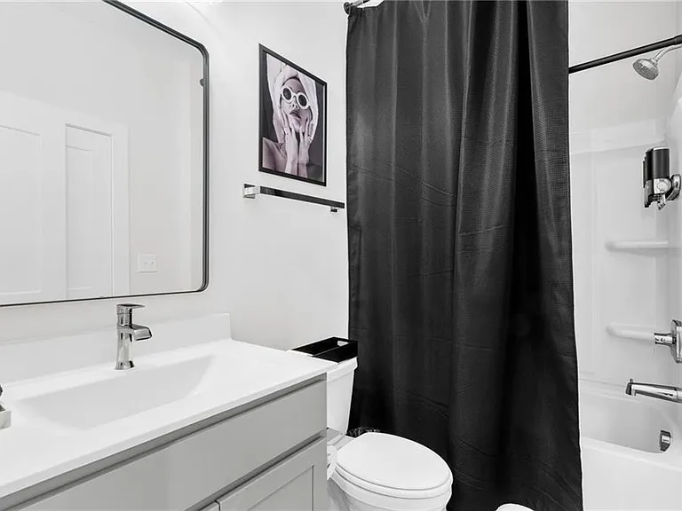 1321 Breezy St SE — Photo 28