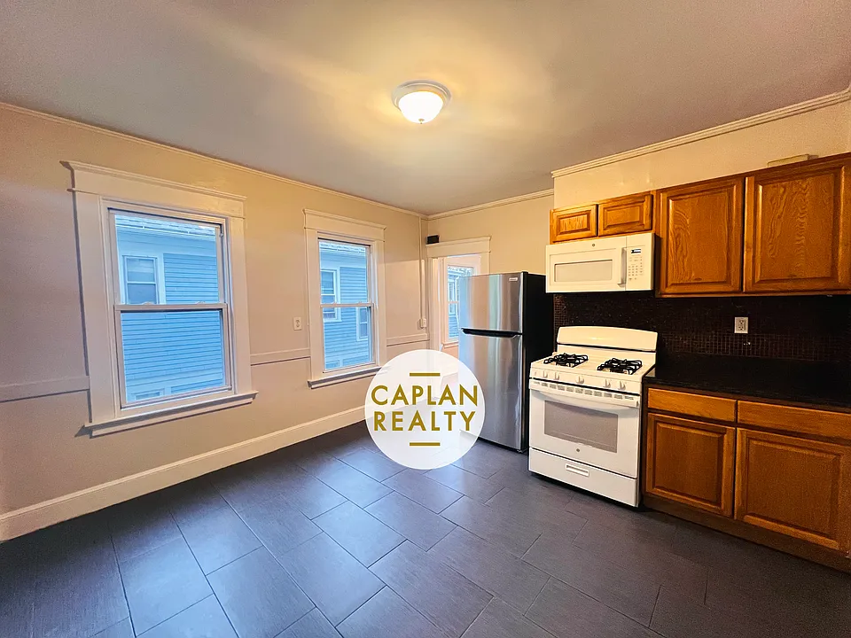 71-73 Blake St #2R