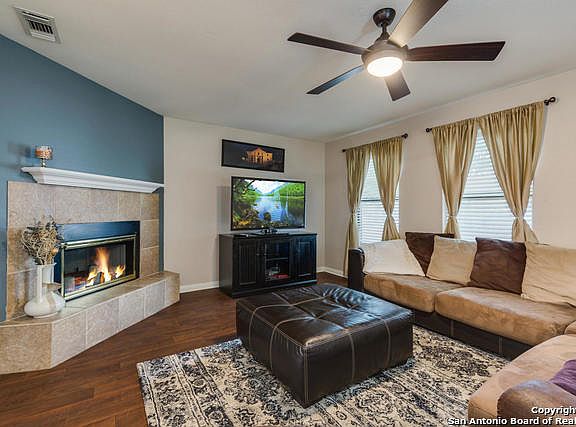 4th image of 3607 Herron Ct