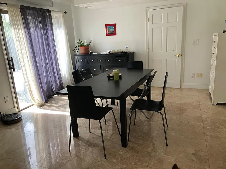 433 Pelican Bay Dr — Photo 10