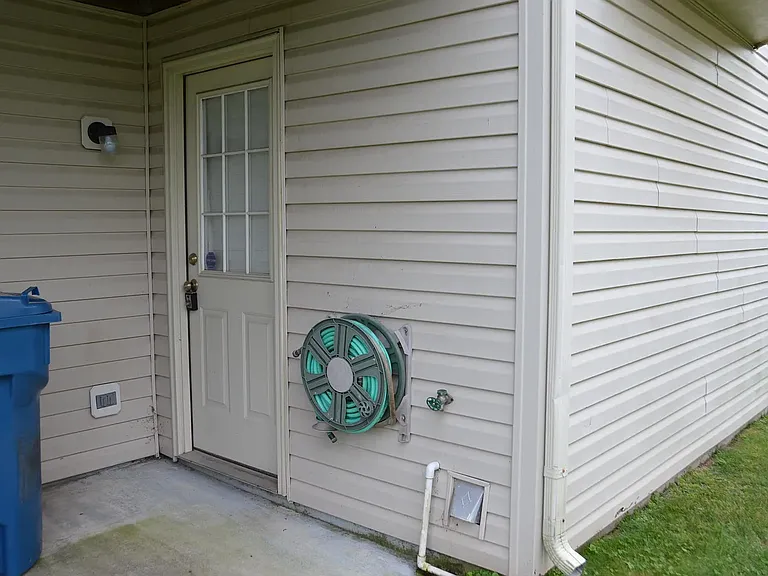 Terrace Dr — Photo 3