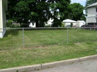 46 Clinton St, Pawtucket, RI 02861