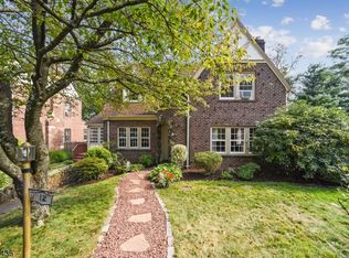 12 Burnett Ter, West Orange, NJ 07052