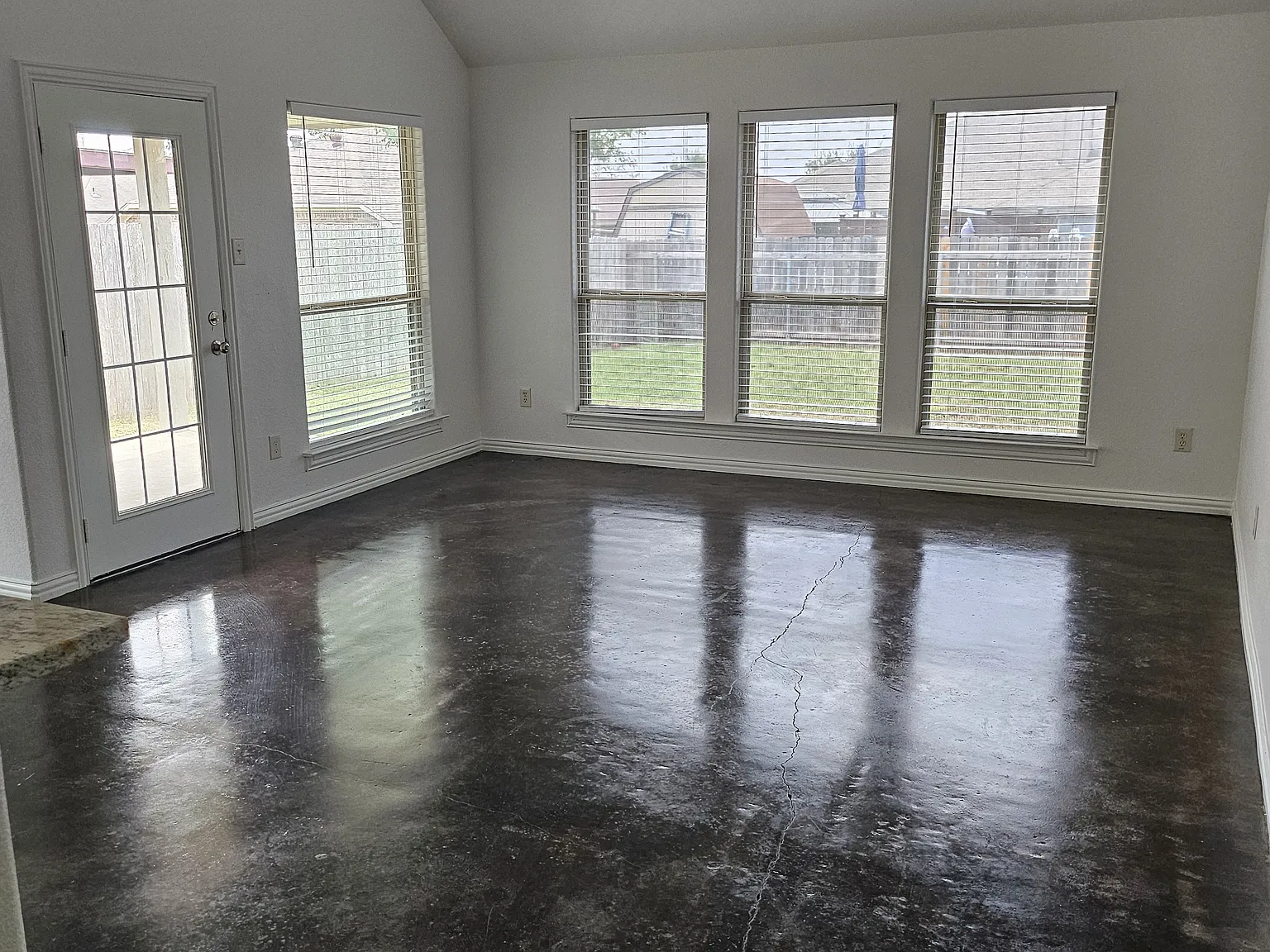 3 bed, 1500 sqft, $2,200 — Photo 1