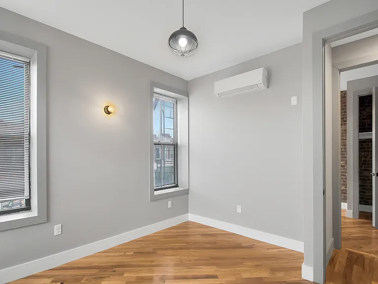 190 Utica Ave #2A — Photo 4