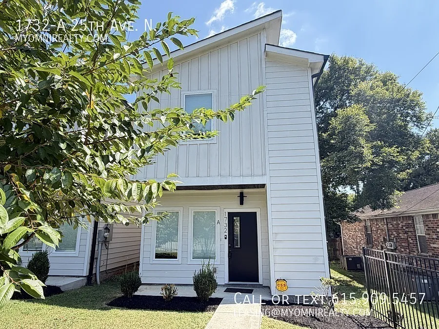 1732-A 25th Ave. N. — Photo 1