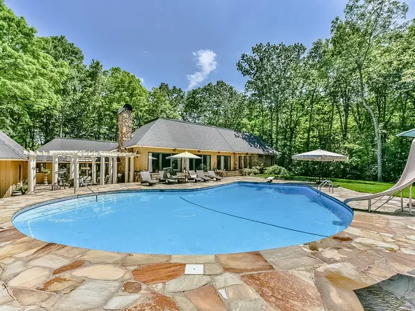 109 Saddle Tree Rd, Lincolnton, NC 28092