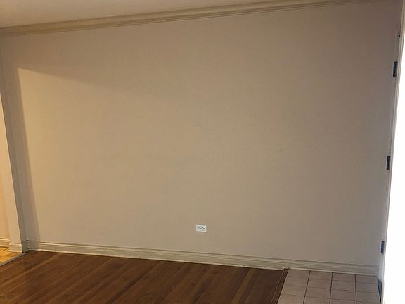 3rd image of 40 King Arthur Ct