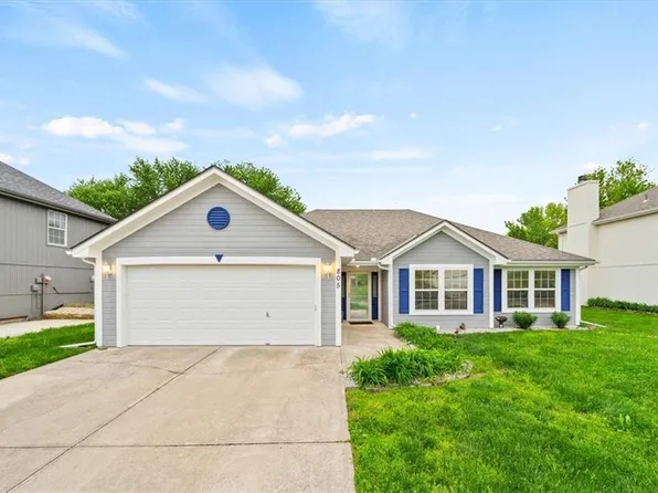 805 Lee Ann Dr, Grain Valley, MO 64029