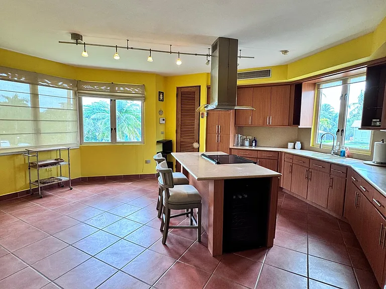 693 Lakeside Vlg #J-4 — Photo 18