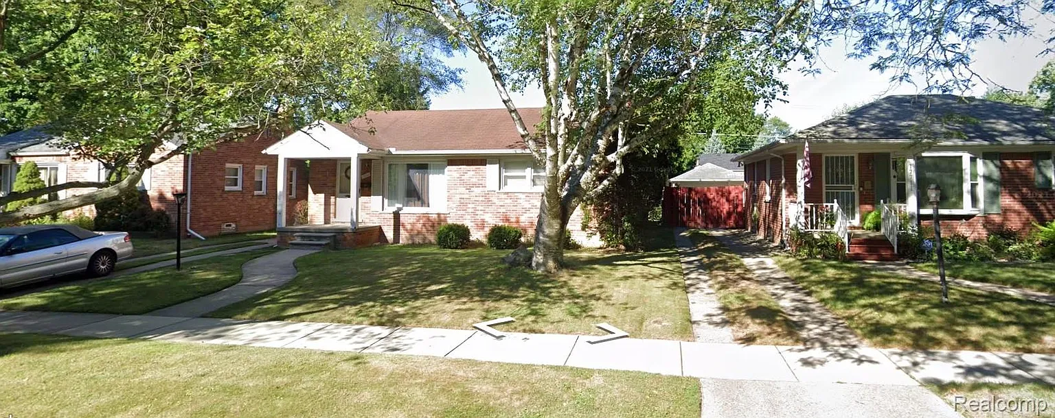 17699 Lennane photo 1