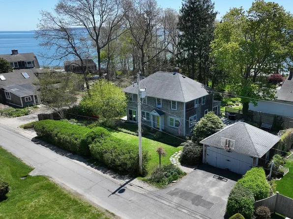 27 Standish Rd, Duxbury, MA 02332