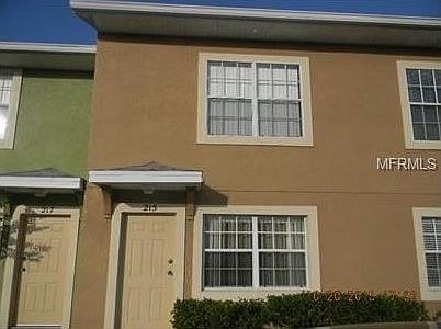 2nd image of 215 Manoel Silva St