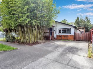 8827 N Calvert Ave, Portland, OR 97217