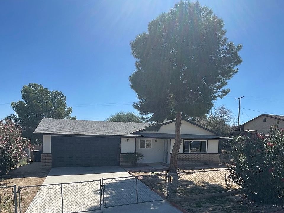 1st image of 16225 Pepper Tree Dr