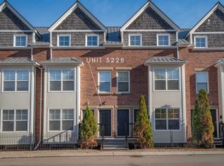 322 Queen St #322B, Charlottetown, PE C1A4C3