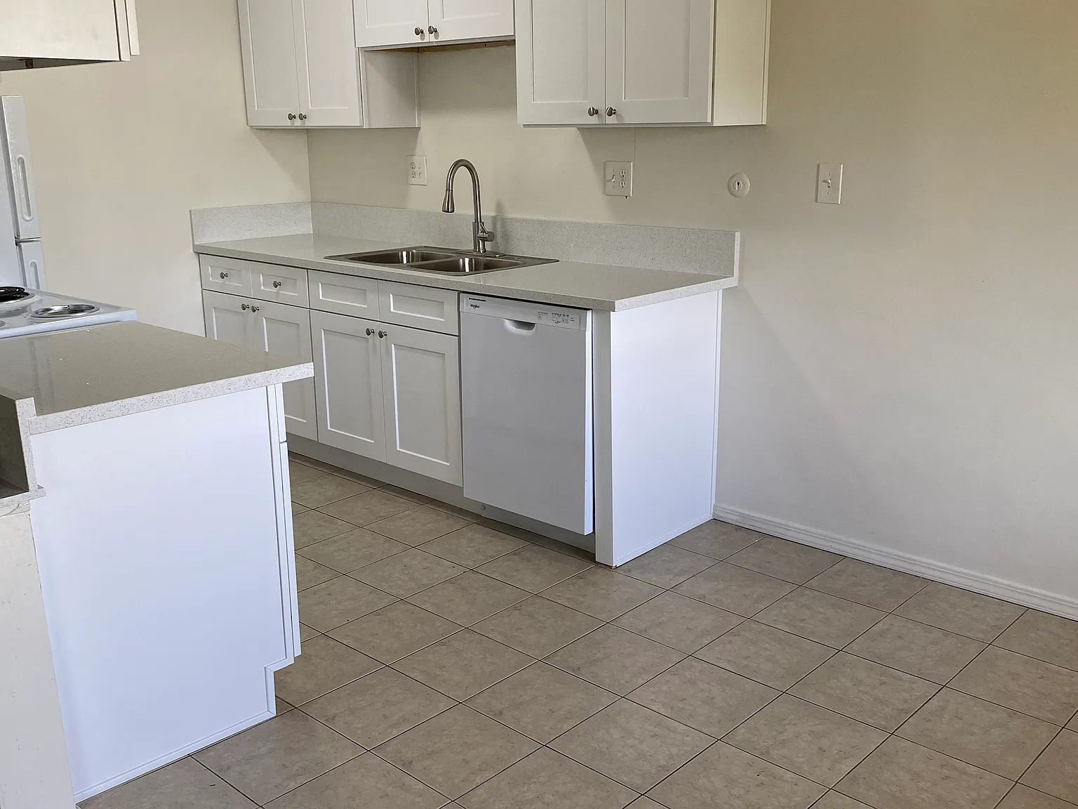 Executive Suites — Photo 3