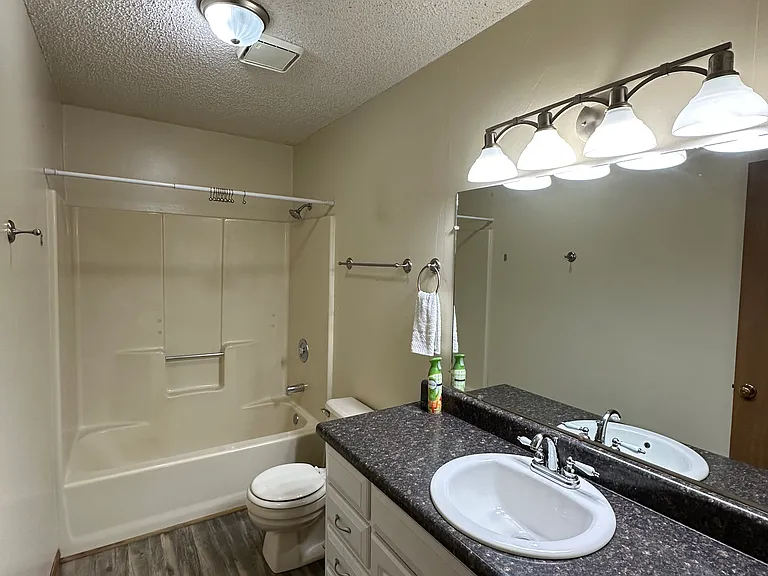 113 S Locust St — Photo 8