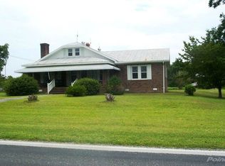 1060 Temples Point Rd, Havelock, NC 28532