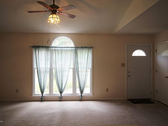 4th image of 28b Mulberry Lane