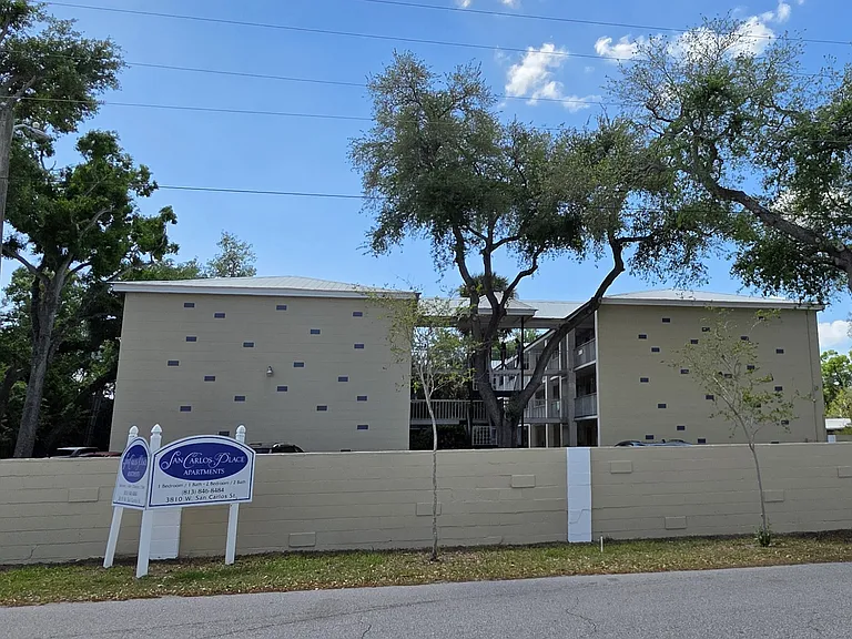 San Carlos Place — Photo 11