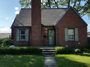 913 Mace Ave, Madison Heights, MI 48071