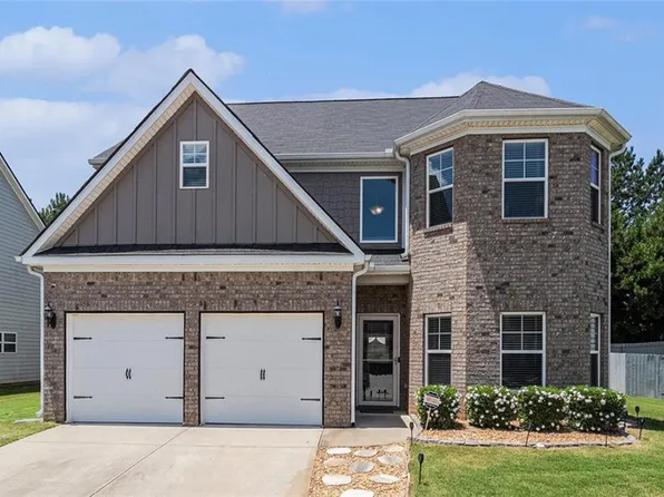 210 Kestrel Cir, Covington, GA 30014
