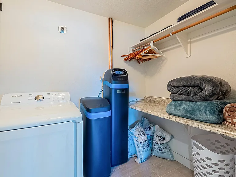 231 E Sesame Cir — Photo 32