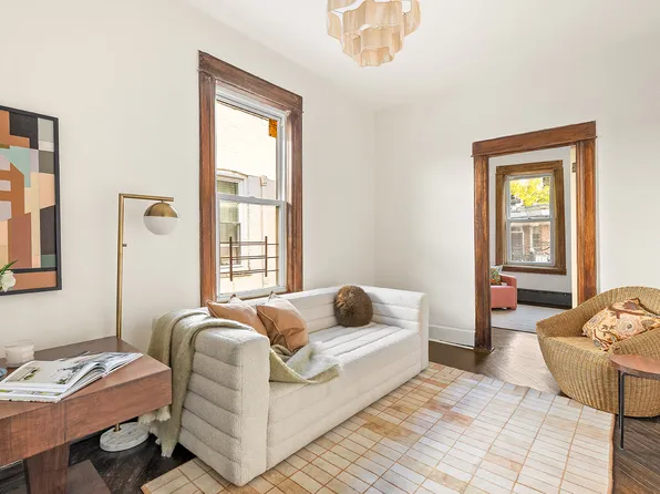 20 Stephens Court image 12 of 15