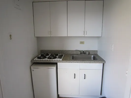 Rented by JK Dansar Corp | media 31