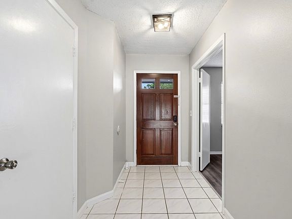 5th image of 5113 Nashville Dr