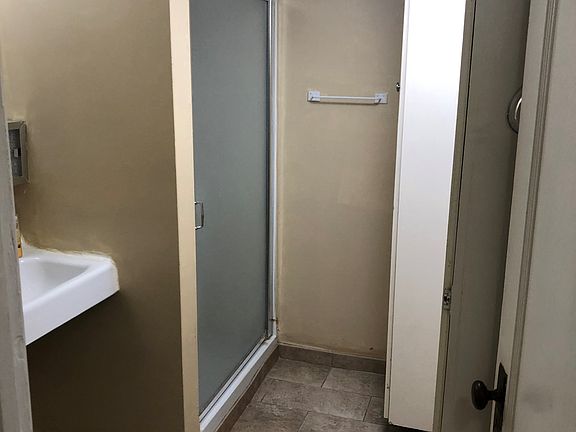 Bathroom 3_07212021