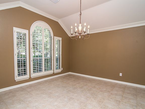 4th image of 1603 Pagedale Dr