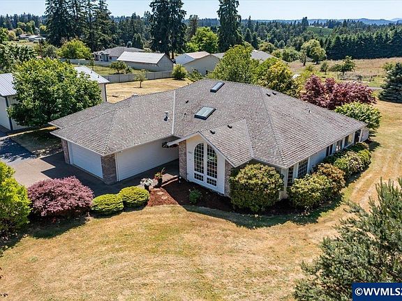 2nd image of 1967 74th Ave SE