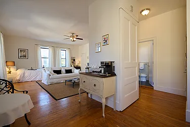 Rented by Perry Associates NYC Inc