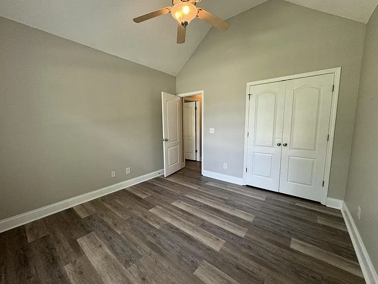 204 Mahan Dr — Photo 26