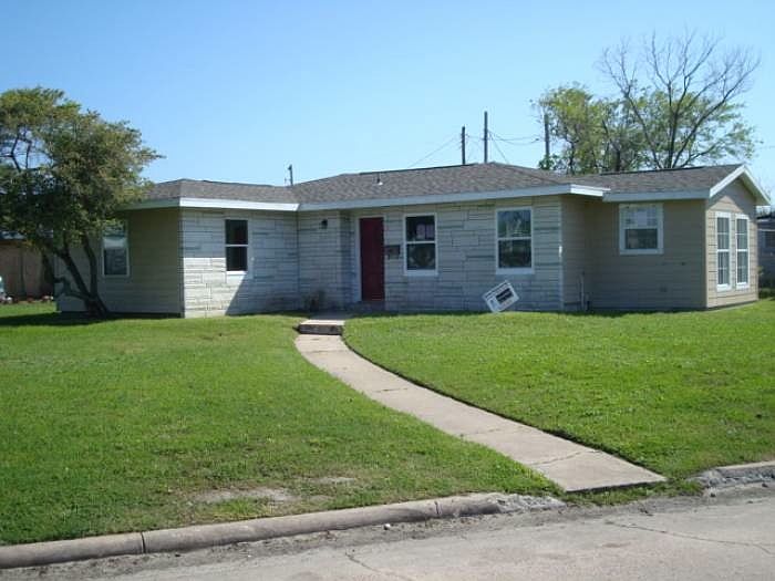 Corner Lot