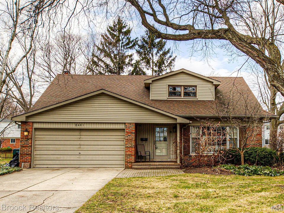 1st image of 2481 Wexford Dr