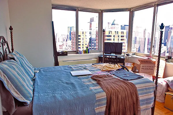 Rented by Keller Williams NYC | media 99