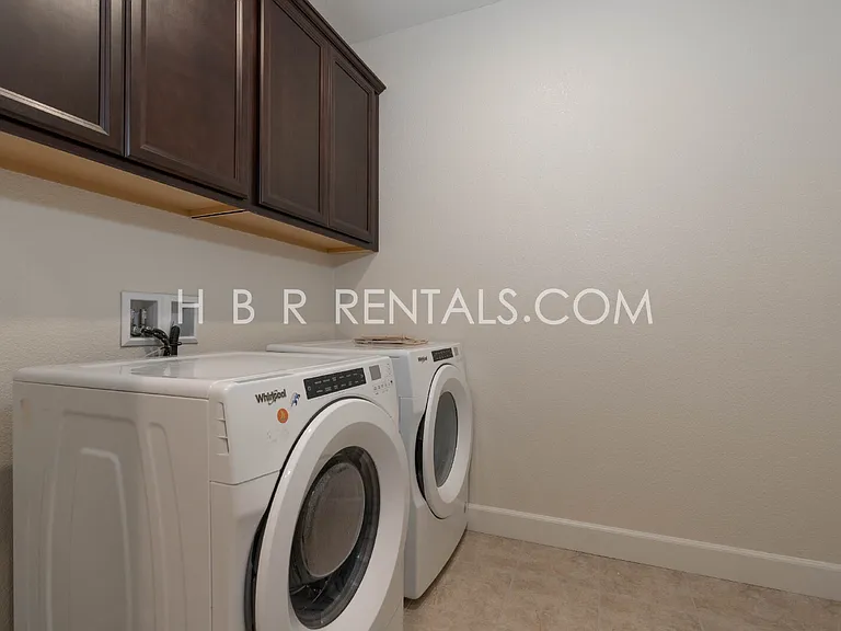 1496 Dairy Dr — Photo 31