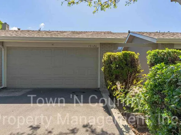 19120 Creekside Pl, Salinas, CA 93908