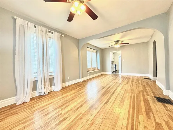 1923 Federal Ave, Kansas City, KS 66103