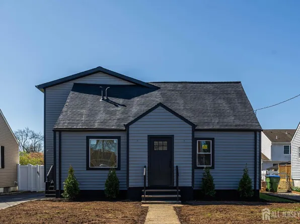 236 Wellington Ave, Edison, NJ 08817