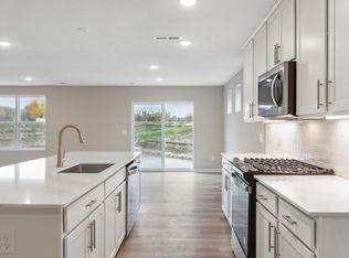 12701 Kinghorn Ln, Rogers, MN 55374