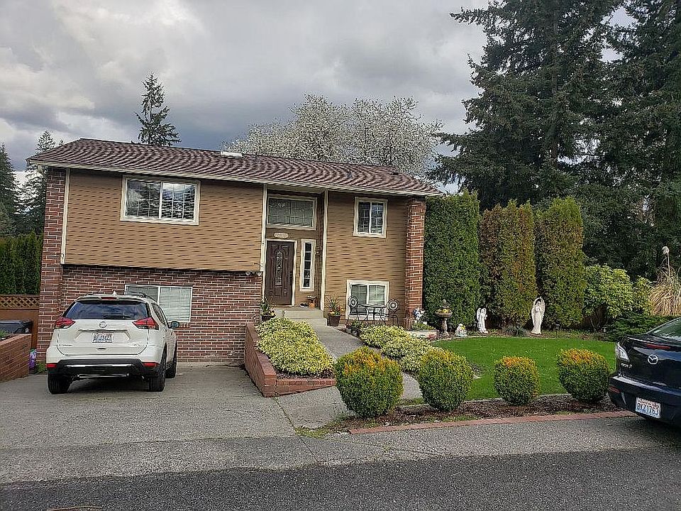 1st image of 17323 10th Ave E