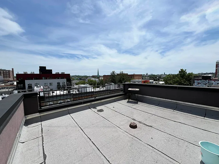 269A Linden St #4F — Photo 19