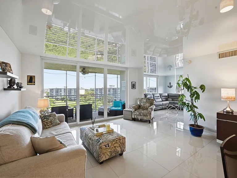 4015 W Palm Aire Dr #10 — Photo 12