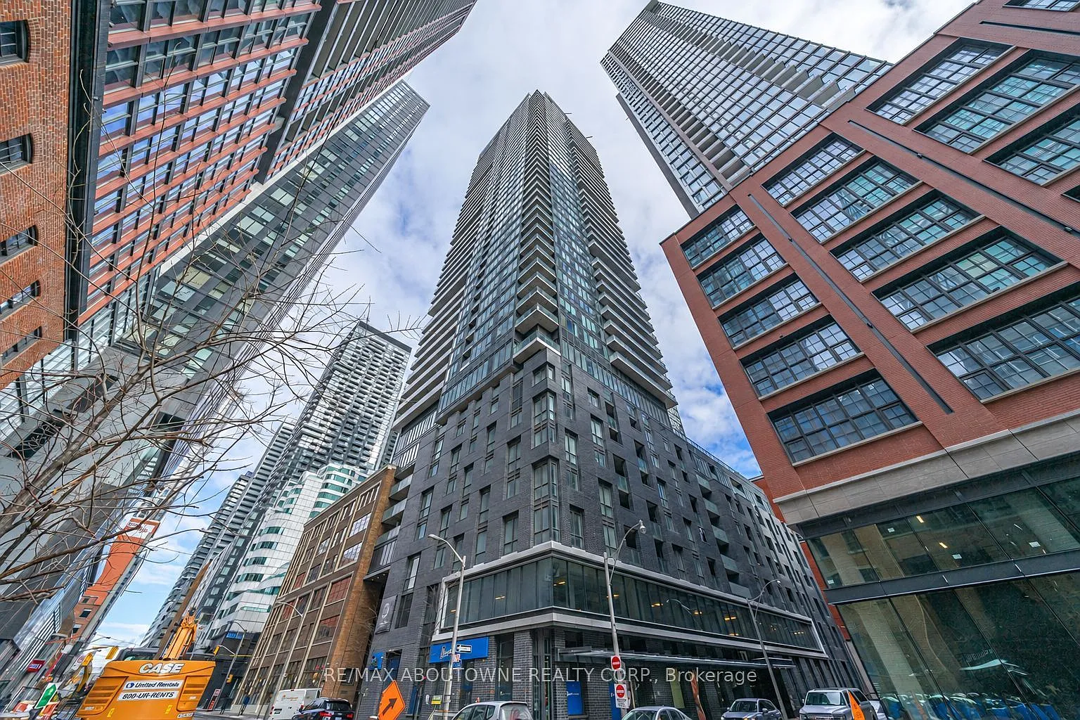 1 bed, $2,450 — Photo 3