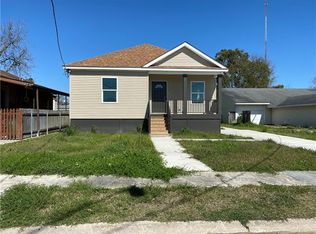 1109 Isbell St, Gretna, LA 70053