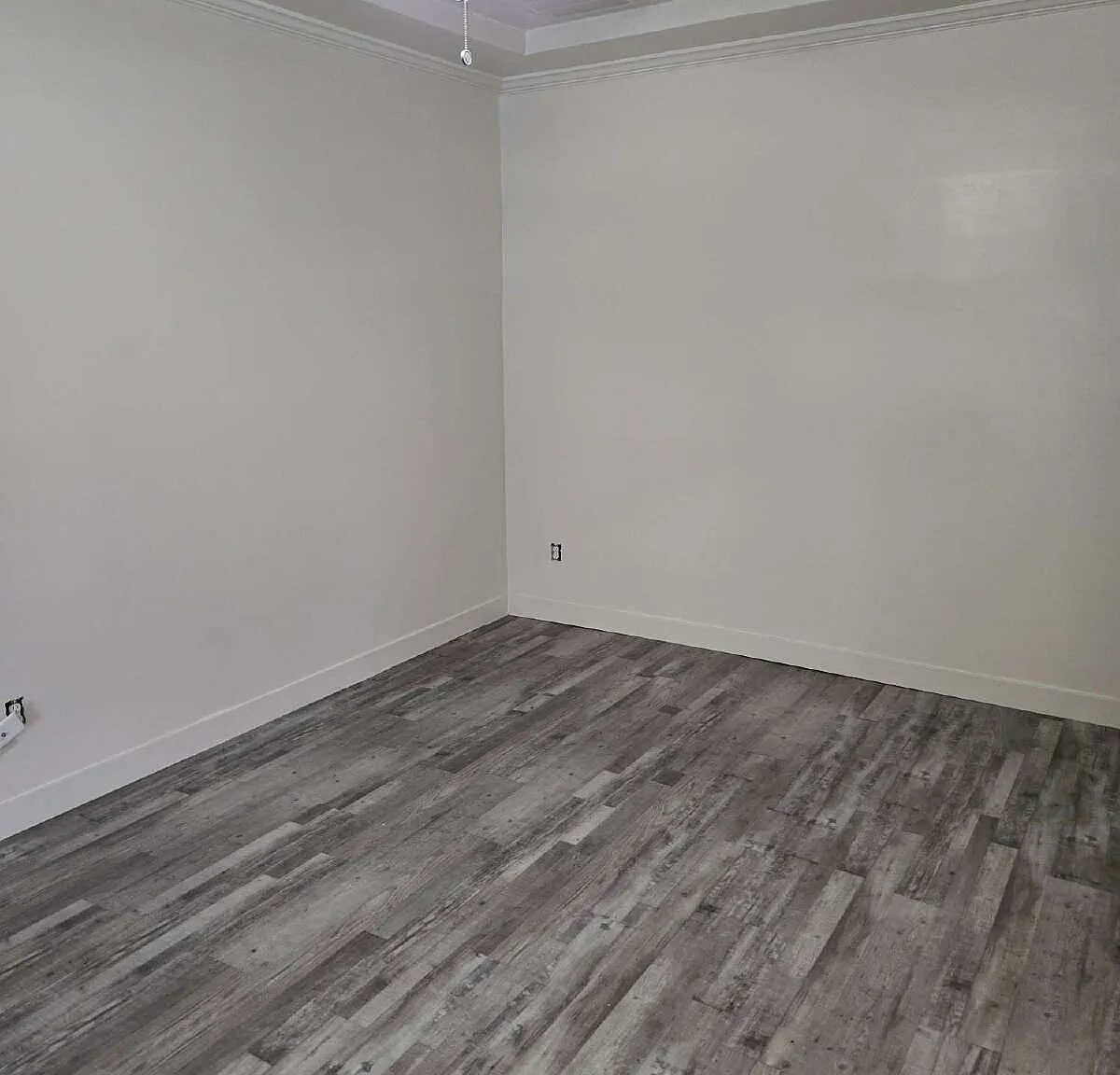 2 bed, 1.0 bath, 1050 sqft, $1,500 — Photo 2